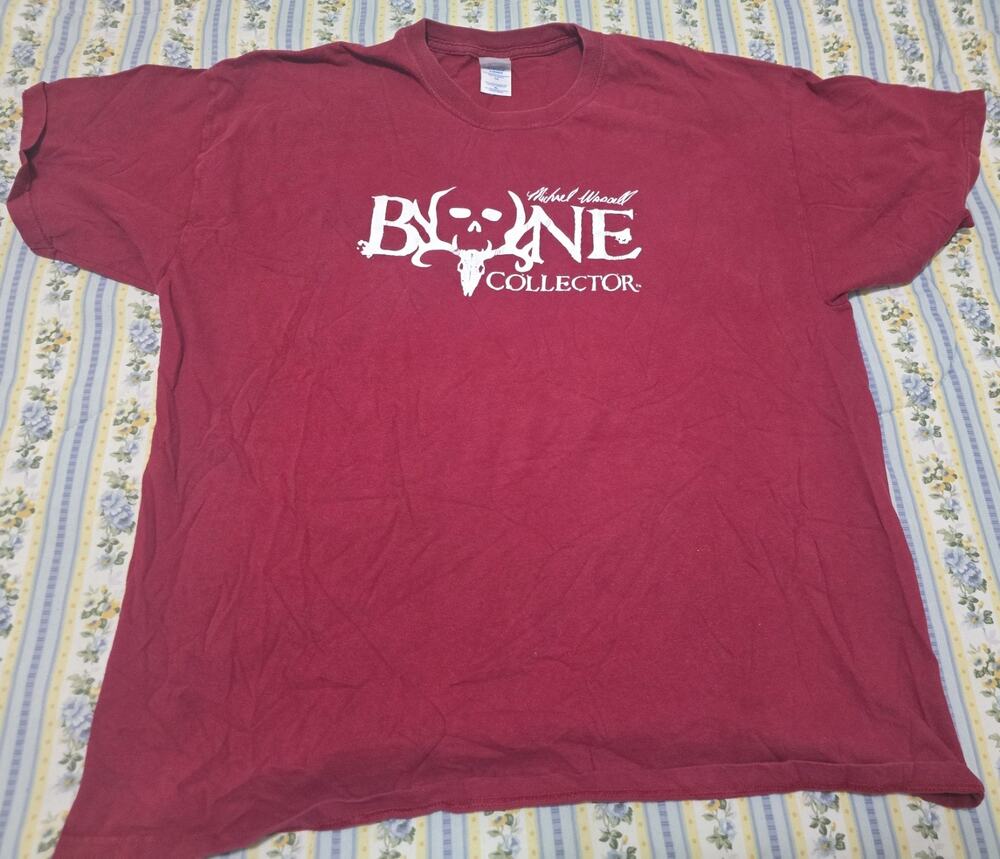 Bone Collector T Shirt Red Y2K M & O Size XL Michael Waddell
